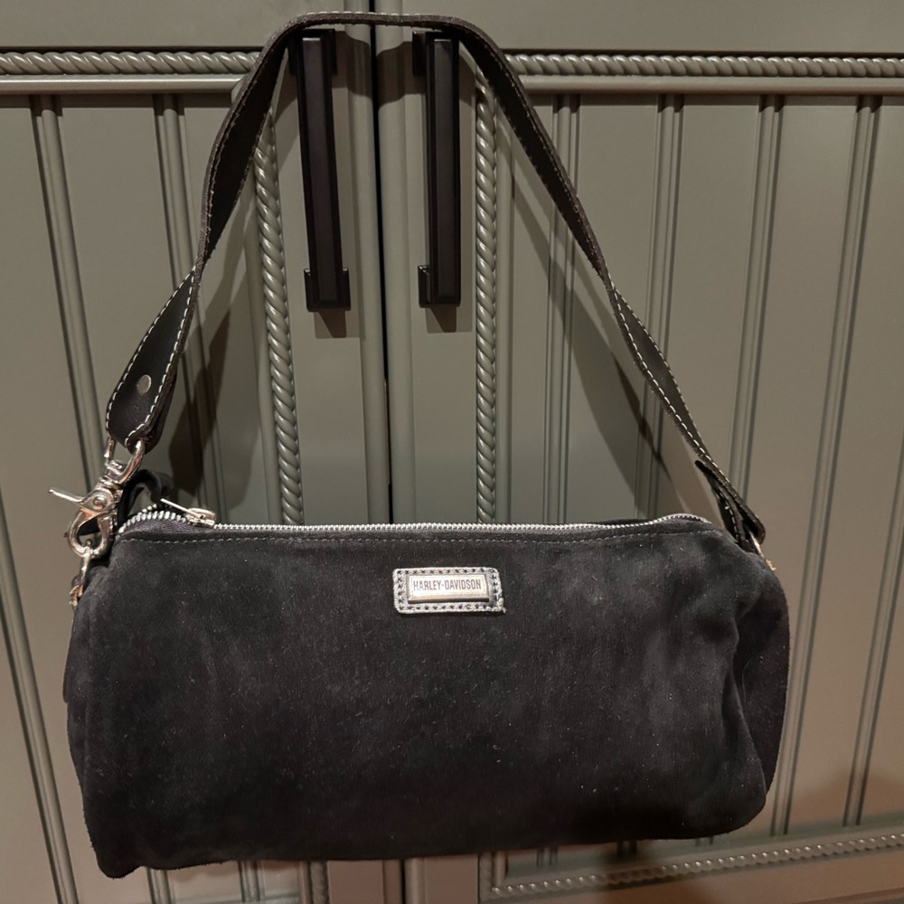 Harley-Davidson Black Suede Shoulder Bag with Silver Accents